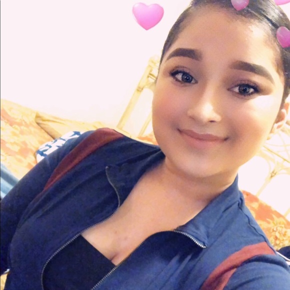 ana_reyes1237